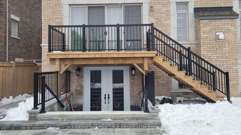 Photo 2 at 24 Alf Neely Way, Glenway Estates, Newmarket