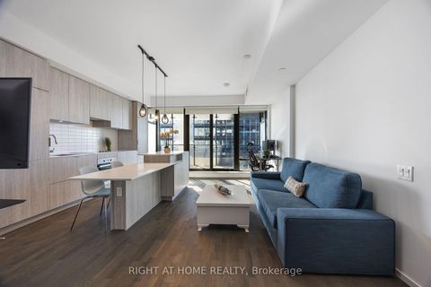 Photo 3 at 3403 - 5 St. Joseph Street, Bay Street Corridor, Toronto