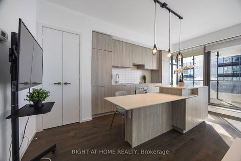 Photo 4 at 3403 - 5 St. Joseph Street, Bay Street Corridor, Toronto