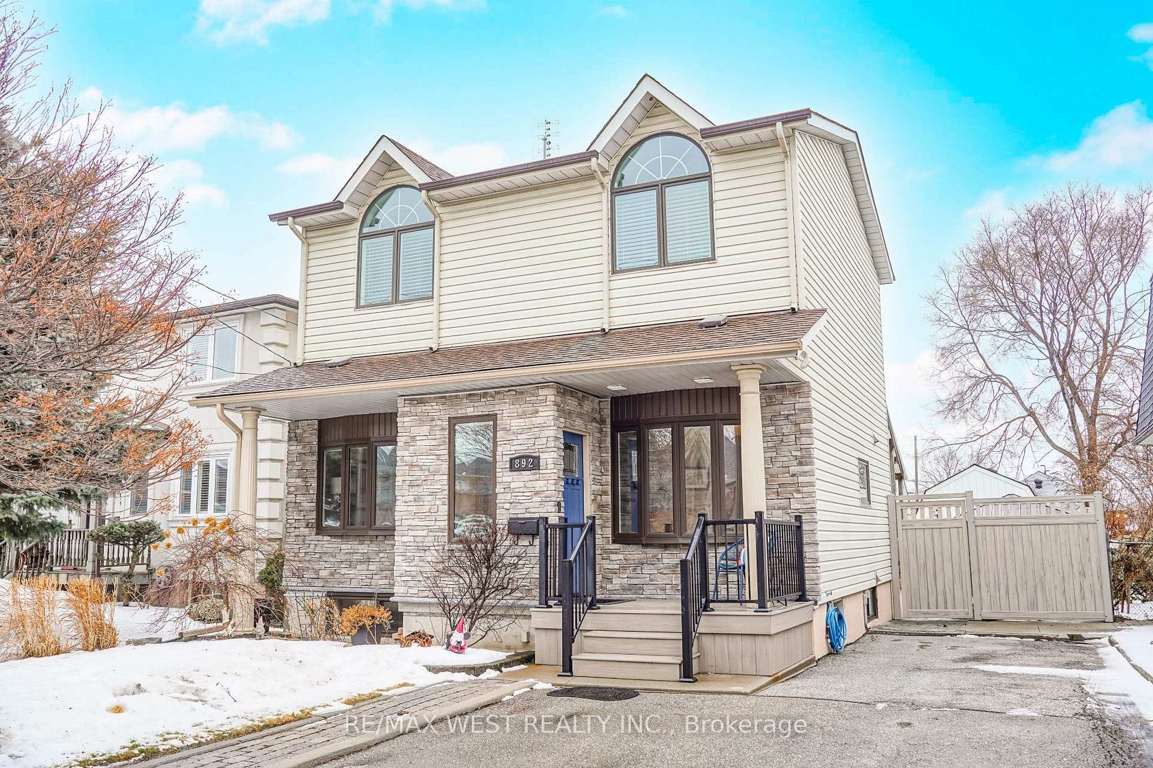 892 Sixth Street, Lakeview, Mississauga 