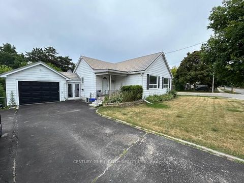 Photo 0 at 121 Cumberland Street, Allandale, Barrie