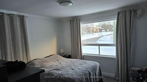 Photo 10 at 121 Cumberland Street, Allandale, Barrie