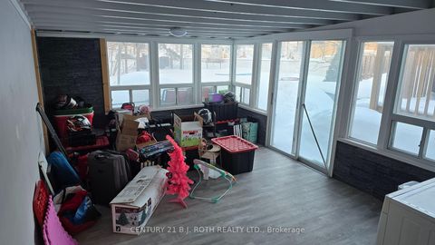 Photo 17 at 121 Cumberland Street, Allandale, Barrie