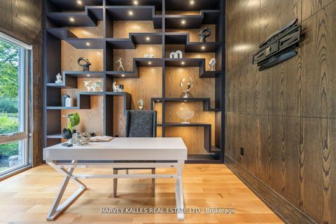 Photo 1 at 64 Centre Avenue, Newtonbrook East, Toronto