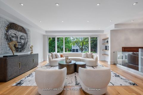 Photo 8 at 64 Centre Avenue, Newtonbrook East, Toronto