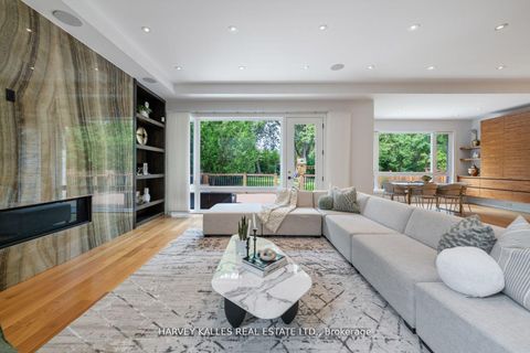 Photo 18 at 64 Centre Avenue, Newtonbrook East, Toronto