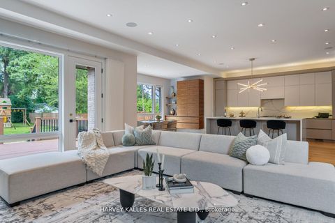 Photo 20 at 64 Centre Avenue, Newtonbrook East, Toronto