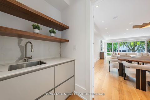 Photo 25 at 64 Centre Avenue, Newtonbrook East, Toronto