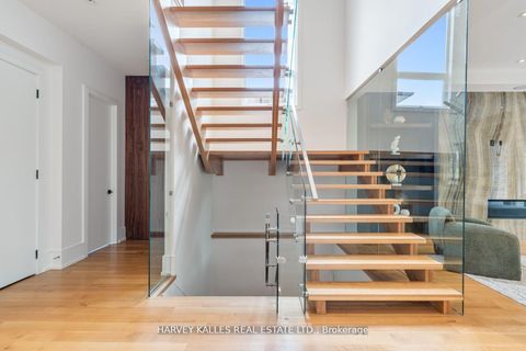 Photo 28 at 64 Centre Avenue, Newtonbrook East, Toronto