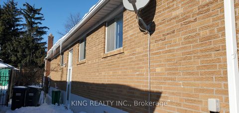 Photo 5 at 3403 Jolliffe Avenue, Malton, Mississauga