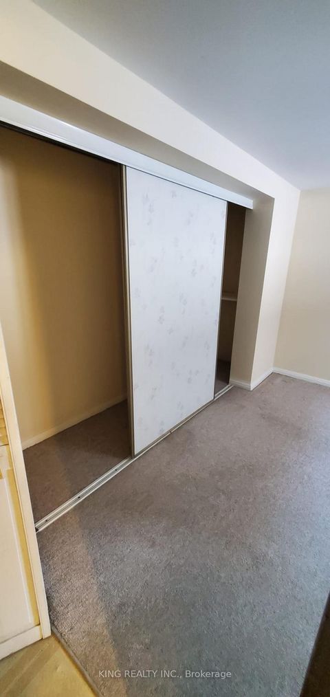 Photo 22 at 3403 Jolliffe Avenue, Malton, Mississauga