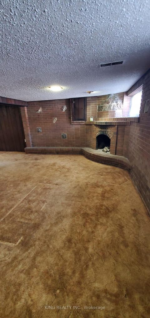 Photo 25 at 3403 Jolliffe Avenue, Malton, Mississauga