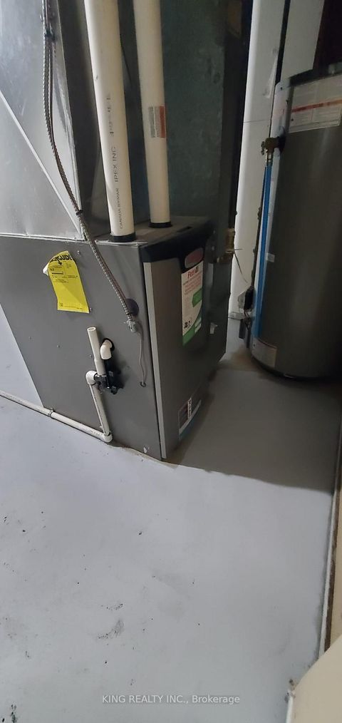 Photo 27 at 3403 Jolliffe Avenue, Malton, Mississauga