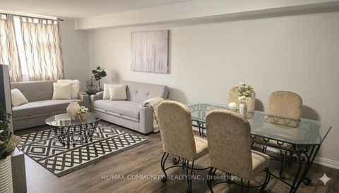 Photo 5 at 907 - 260 Davis Drive, Central Newmarket, Newmarket