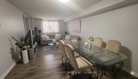 Photo 6 at 907 - 260 Davis Drive, Central Newmarket, Newmarket