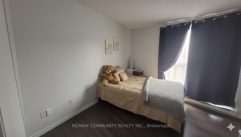 Photo 11 at 907 - 260 Davis Drive, Central Newmarket, Newmarket