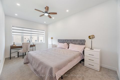 Photo 11 at 162 Hartington Street, Kleinburg, Vaughan