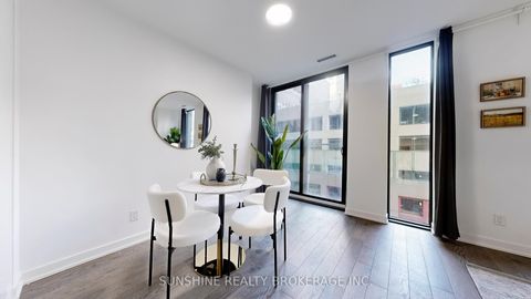 Photo 22 at 422 - 25 Richmond Street E, Yonge Corridor, Toronto