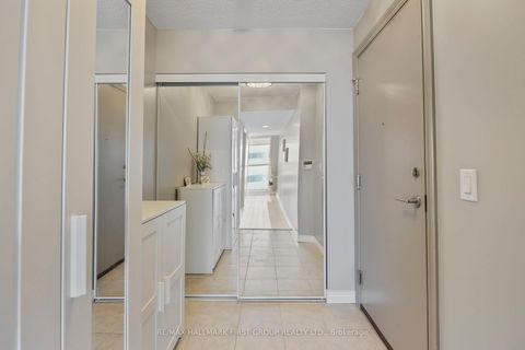 Photo 2 at 405 - 70 Town Centre Court, Bendale, Toronto