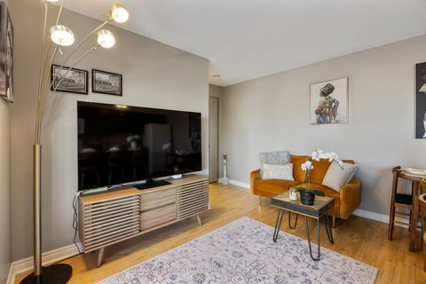 Photo 8 at 405 - 70 Town Centre Court, Bendale, Toronto