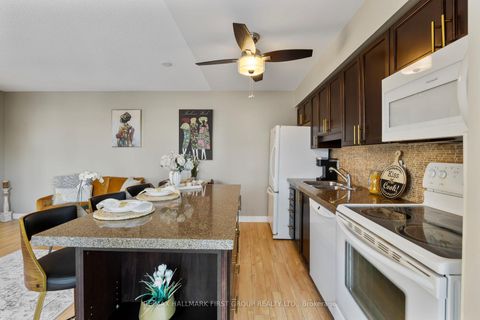 Photo 12 at 405 - 70 Town Centre Court, Bendale, Toronto