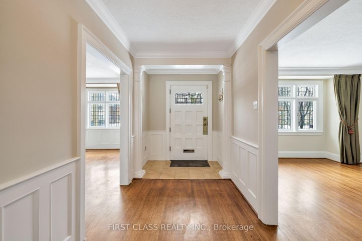 Photo 2 at 80 Douglas Drive, Moore Park, Toronto