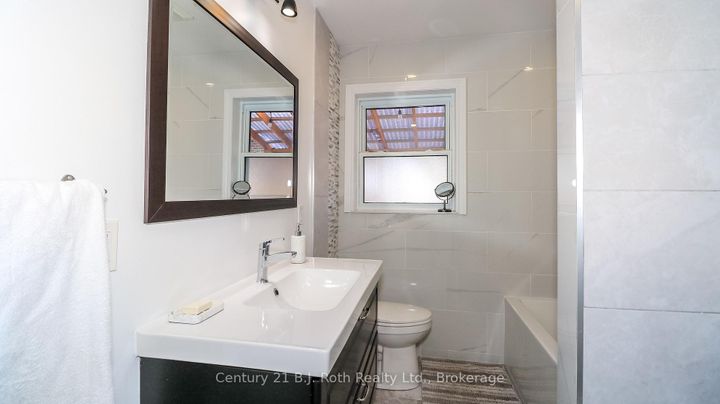 Photo 11 at 156 The Westway, The Westway, Toronto