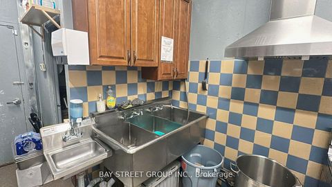 Photo 6 at 23 - 15 Northtown Way, Willowdale East, Toronto