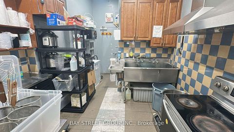 Photo 7 at 23 - 15 Northtown Way, Willowdale East, Toronto