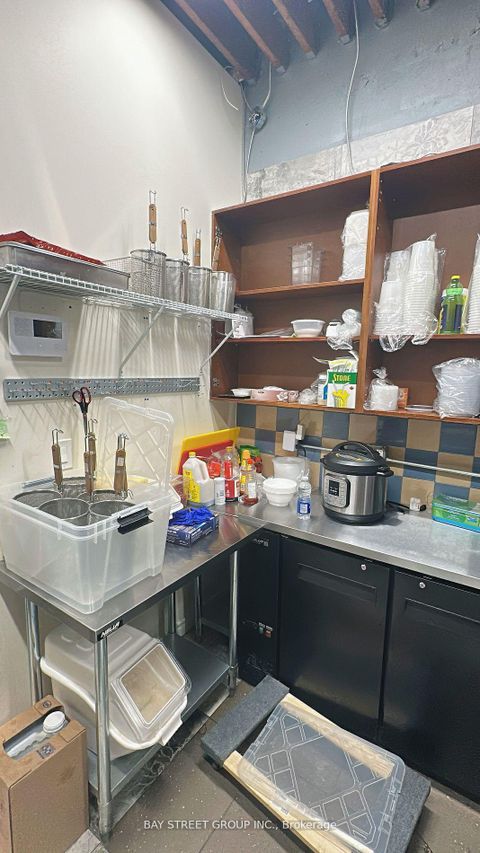 Photo 8 at 23 - 15 Northtown Way, Willowdale East, Toronto