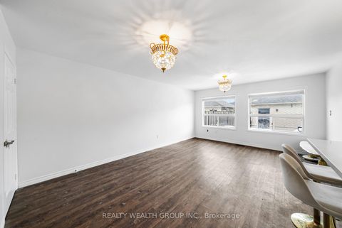 Photo 15 at 34 Castle Park Boulevard, Sonoma Heights, Vaughan