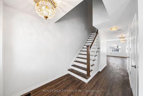 Photo 18 at 34 Castle Park Boulevard, Sonoma Heights, Vaughan