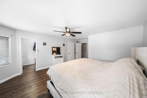 Photo 23 at 34 Castle Park Boulevard, Sonoma Heights, Vaughan