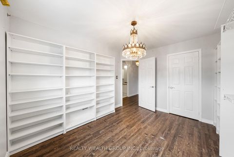 Photo 26 at 34 Castle Park Boulevard, Sonoma Heights, Vaughan