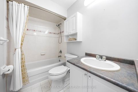 Photo 27 at 34 Castle Park Boulevard, Sonoma Heights, Vaughan