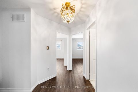 Photo 30 at 34 Castle Park Boulevard, Sonoma Heights, Vaughan