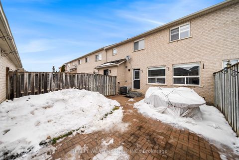 Photo 41 at 34 Castle Park Boulevard, Sonoma Heights, Vaughan