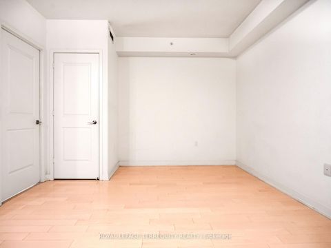 Photo 23 at 1009 - 1 The Esplanade, Waterfront Communities C8, Toronto