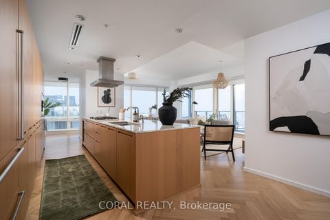 Photo 11 at 3705 - 180 University Avenue, Bay Street Corridor, Toronto