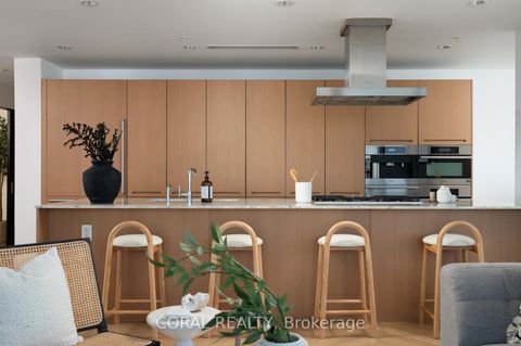 Photo 15 at 3705 - 180 University Avenue, Bay Street Corridor, Toronto