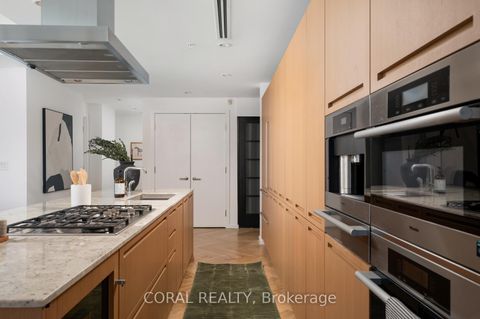 Photo 19 at 3705 - 180 University Avenue, Bay Street Corridor, Toronto