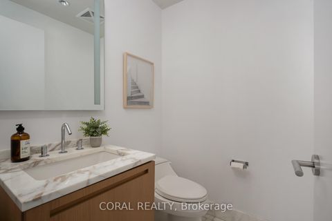 Photo 31 at 3705 - 180 University Avenue, Bay Street Corridor, Toronto