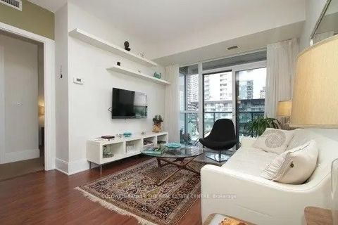 Photo 2 at 419 - 70 Roehampton Avenue, Mount Pleasant West, Toronto