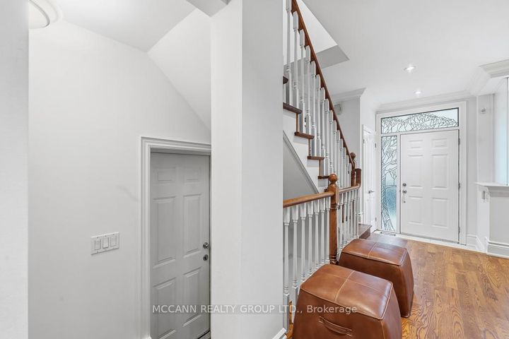Photo 7 at 294 Erskine Avenue, Mount Pleasant East, Toronto