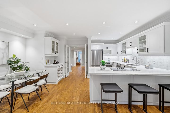 Photo 14 at 294 Erskine Avenue, Mount Pleasant East, Toronto