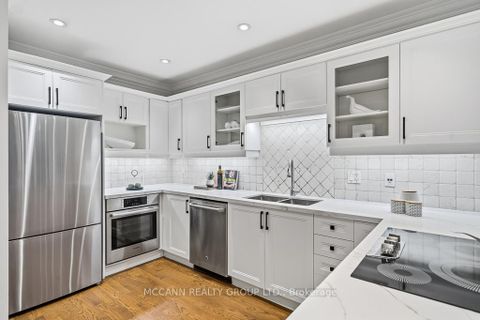 Photo 11 at 294 Erskine Avenue, Mount Pleasant East, Toronto