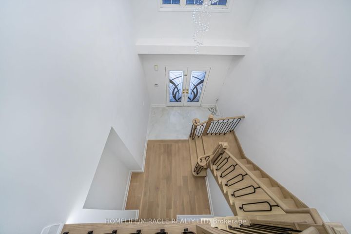 Photo 6 at 18 Dawes Road, Credit Valley, Brampton