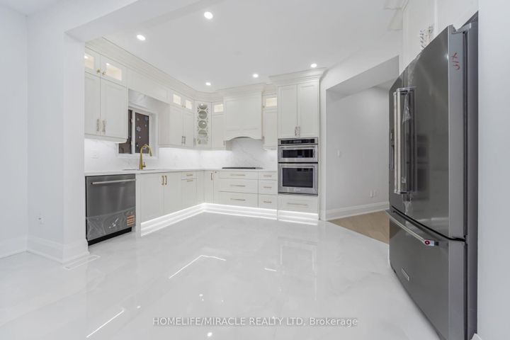 Photo 11 at 18 Dawes Road, Credit Valley, Brampton