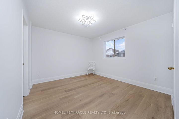 Photo 24 at 18 Dawes Road, Credit Valley, Brampton