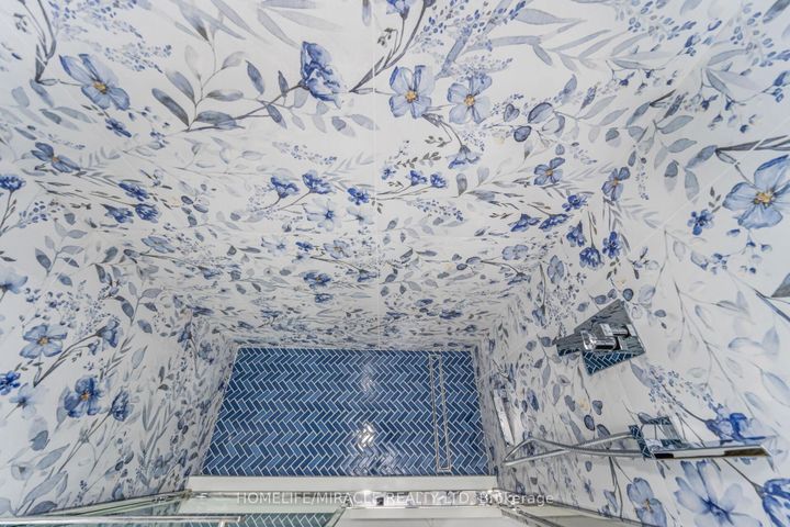 Photo 27 at 18 Dawes Road, Credit Valley, Brampton